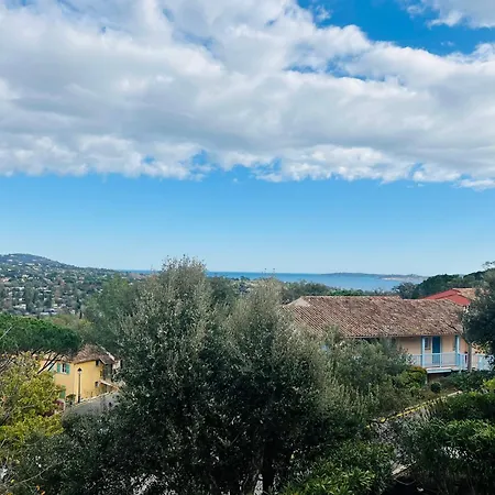 5 Pers. Vue Les Restanques Apartment Grimaud