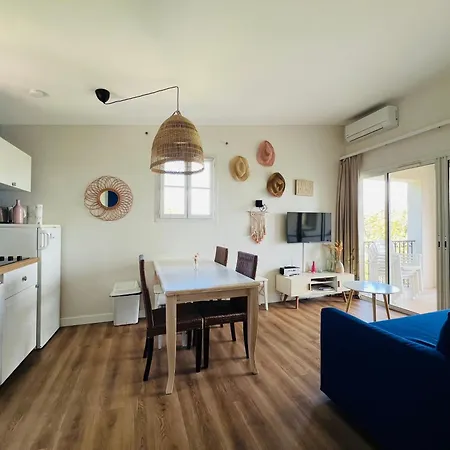 5 Pers. Vue Les Restanques Apartment *