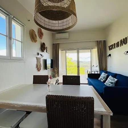 5 Pers. Vue Les Restanques Apartment